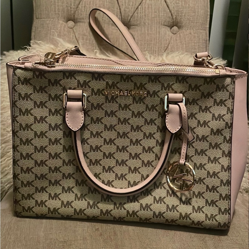 Michael Kors Kellen Tote